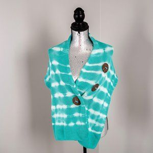 NWT Pure Handknit coconut button scarf